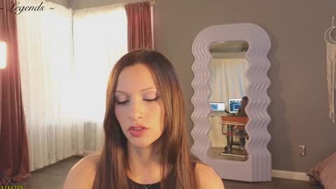 Snapshot of _stella_rose_ chatting on 01-11-25, 08:54 Stella online show from 01-11-25, 08:54