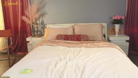 Snapshot of _stella_rose_ chatting on 01-15-26, 11:08 Stella online show from 01-15-26, 11:08