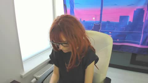 Snapshot of _suunbeam_ chatting on 05-08-26, 06:52 Sun online show from 05-08-26, 06:52