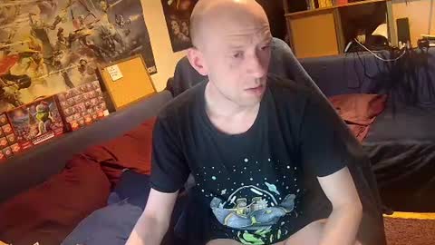 Snapshot of _svenerd_____ chatting on 06-09-26, 11:27 _svenerd_____ online show from 06-09-26, 11:27