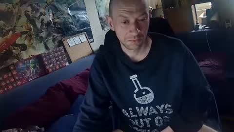 Snapshot of _svenerd_____ chatting on 06-15-26, 04:42 _svenerd_____ online show from 06-15-26, 04:42