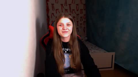 Snapshot of _sweet_foxy_ chatting on 12-15-25, 03:27 Mari online show from 12-15-25, 03:27