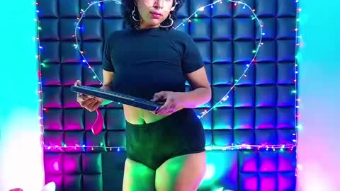 Kuromi online show from 12-22-24, 08:05