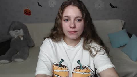 Snapshot of _sweet_lana_ chatting on 10-31-25, 11:44 Lana online show from 10-31-25, 11:44