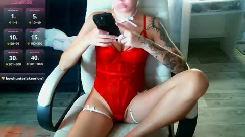 Milana   welcome to my world  online show from 10-22-25, 05:41