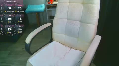 Milana   welcome to my world  online show from 02-17-26, 05:48