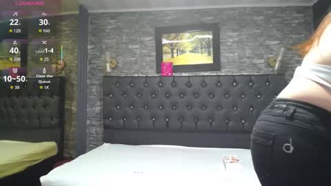 Snapshot of _sweetbriana chatting on 11-24-25, 01:11 Sweet Briana online show from 11-24-25, 01:11