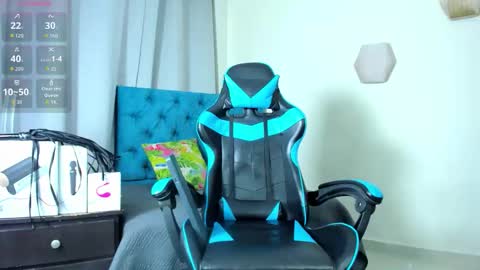 Snapshot of _taylor_black chatting on 09-16-25, 08:43 Taylor online show from 09-16-25, 08:43