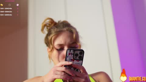 Taylor online show from 11-17-25, 06:41