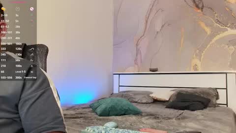 Snapshot of _tenderpassion_ chatting on 10-31-25, 03:07 Tenderpassion online show from 10-31-25, 03:07