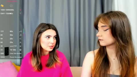 Snapshot of _teona_ann_for_you_ chatting on 02-19-25, 06:22 Teona and Annred hair online show from 02-19-25, 06:22