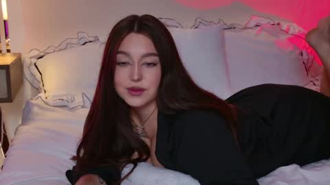 _tessa_may_ online show from 11-29-25, 01:08