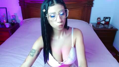 _the_dark_side_of_the_moon_ online show from 04-02-26, 01:58