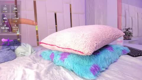 Rousse  online show from 10-22-25, 07:41