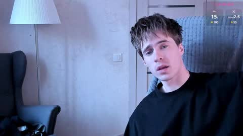 Snapshot of _tokyo_ghoul chatting on 01-18-25, 08:41 _tokyo_ghoul online show from 01-18-25, 08:41