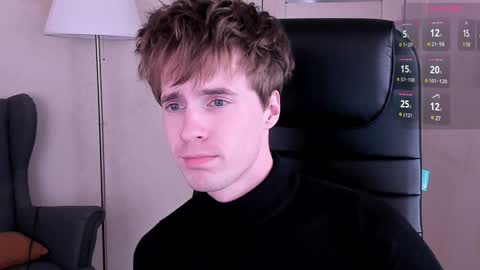 Snapshot of _tokyo_ghoul chatting on 02-08-25, 07:27 _tokyo_ghoul online show from 02-08-25, 07:27