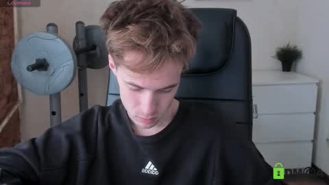 Snapshot of _tokyo_ghoul chatting on 09-13-25, 05:29 _tokyo_ghoul online show from 09-13-25, 05:29