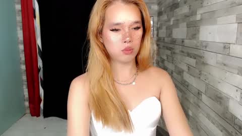 Snapshot of _topdomfucker_ chatting on 01-06-25, 04:23 Iam Alex online show from 01-06-25, 04:23