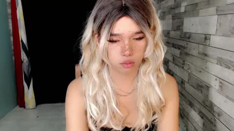 Snapshot of _topdomfucker_ chatting on 01-17-25, 11:07 Iam Alex online show from 01-17-25, 11:07