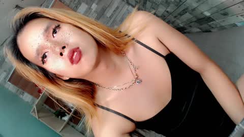 Snapshot of _topdomfucker_ chatting on 03-02-25, 05:36 Iam Alex online show from 03-02-25, 05:36