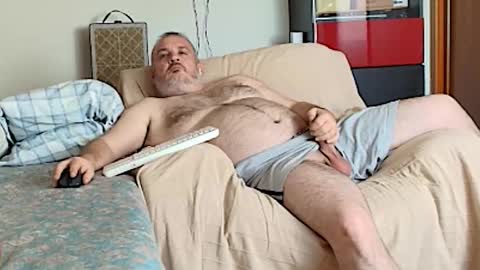 Snapshot of _toreto_ chatting on 11-17-25, 01:06 OO online show from 11-17-25, 01:06