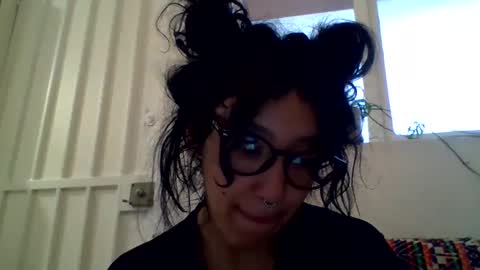 Snapshot of _tutti_frutti_ chatting on 12-14-24, 11:01 _tutti_frutti_ online show from 12-14-24, 11:01