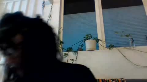 Snapshot of _tutti_frutti_ chatting on 12-15-24, 08:08 _tutti_frutti_ online show from 12-15-24, 08:08