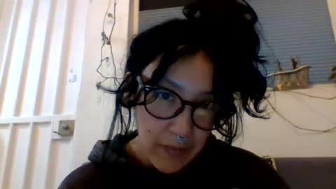 Snapshot of _tutti_frutti_ chatting on 12-22-24, 05:45 _tutti_frutti_ online show from 12-22-24, 05:45