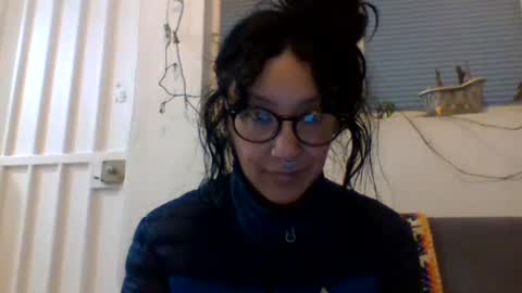 Snapshot of _tutti_frutti_ chatting on 12-25-24, 07:35 _tutti_frutti_ online show from 12-25-24, 07:35