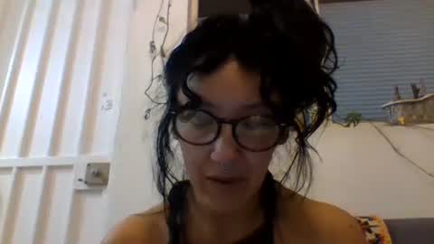 Snapshot of _tutti_frutti_ chatting on 12-27-24, 02:58 _tutti_frutti_ online show from 12-27-24, 02:58