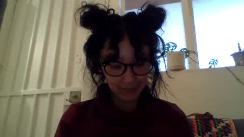 Snapshot of _tutti_frutti_ chatting on 12-28-24, 11:37 _tutti_frutti_ online show from 12-28-24, 11:37