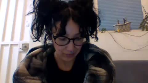 Snapshot of _tutti_frutti_ chatting on 12-30-24, 06:42 _tutti_frutti_ online show from 12-30-24, 06:42