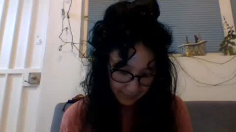 Snapshot of _tutti_frutti_ chatting on 12-31-24, 03:34 _tutti_frutti_ online show from 12-31-24, 03:34