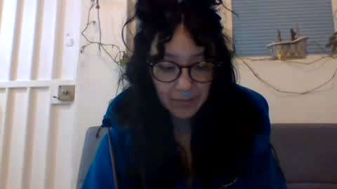 Snapshot of _tutti_frutti_ chatting on 01-04-25, 06:30 _tutti_frutti_ online show from 01-04-25, 06:30