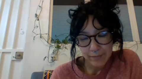 Snapshot of _tutti_frutti_ chatting on 01-26-25, 03:27 _tutti_frutti_ online show from 01-26-25, 03:27