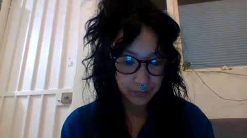 Snapshot of _tutti_frutti_ chatting on 01-30-25, 01:44 _tutti_frutti_ online show from 01-30-25, 01:44