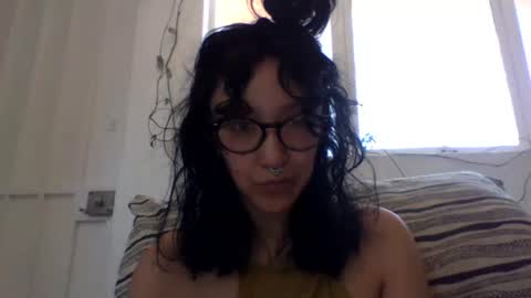 Snapshot of _tutti_frutti_ chatting on 02-02-25, 08:30 _tutti_frutti_ online show from 02-02-25, 08:30