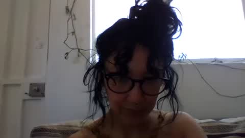 Snapshot of _tutti_frutti_ chatting on 02-06-25, 07:29 _tutti_frutti_ online show from 02-06-25, 07:29