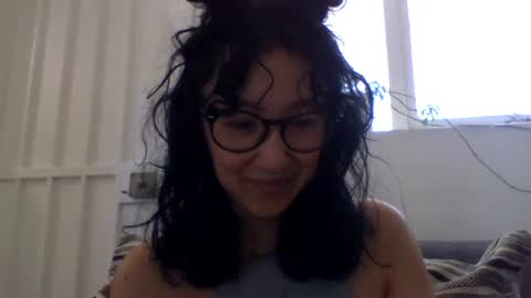 Snapshot of _tutti_frutti_ chatting on 02-08-25, 08:32 _tutti_frutti_ online show from 02-08-25, 08:32