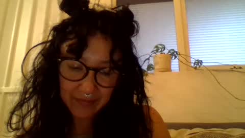 Snapshot of _tutti_frutti_ chatting on 02-09-25, 12:28 _tutti_frutti_ online show from 02-09-25, 12:28