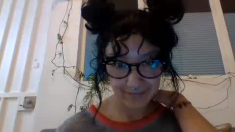 Snapshot of _tutti_frutti_ chatting on 02-14-25, 03:54 _tutti_frutti_ online show from 02-14-25, 03:54
