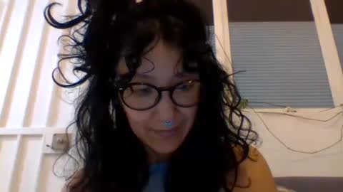Snapshot of _tutti_frutti_ chatting on 03-01-25, 01:11 _tutti_frutti_ online show from 03-01-25, 01:11