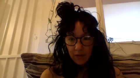 Snapshot of _tutti_frutti_ chatting on 03-01-25, 11:04 _tutti_frutti_ online show from 03-01-25, 11:04