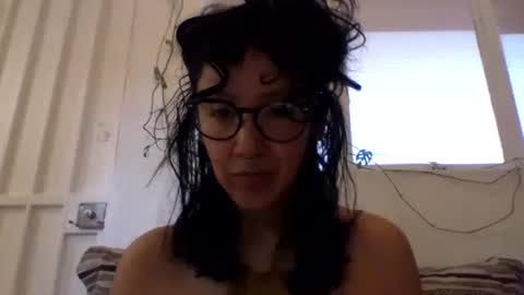 Snapshot of _tutti_frutti_ chatting on 03-03-25, 10:20 _tutti_frutti_ online show from 03-03-25, 10:20