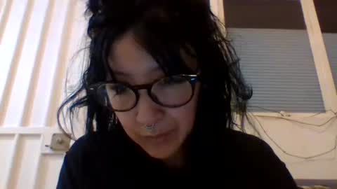 Snapshot of _tutti_frutti_ chatting on 03-06-25, 04:19 _tutti_frutti_ online show from 03-06-25, 04:19