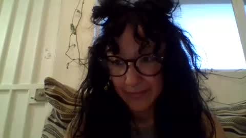Snapshot of _tutti_frutti_ chatting on 03-08-25, 12:22 _tutti_frutti_ online show from 03-08-25, 12:22