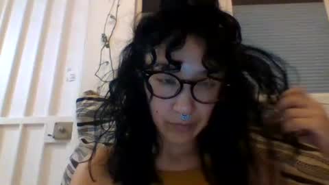 Snapshot of _tutti_frutti_ chatting on 03-09-25, 05:00 _tutti_frutti_ online show from 03-09-25, 05:00