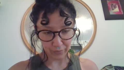 Snapshot of _tutti_frutti_ chatting on 09-13-25, 06:35 _tutti_frutti_ online show from 09-13-25, 06:35