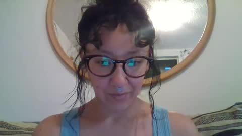 Snapshot of _tutti_frutti_ chatting on 09-15-25, 01:27 _tutti_frutti_ online show from 09-15-25, 01:27