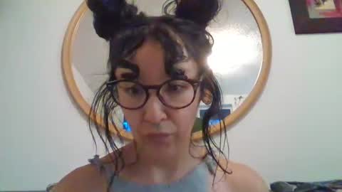 Snapshot of _tutti_frutti_ chatting on 10-08-25, 12:19 _tutti_frutti_ online show from 10-08-25, 12:19